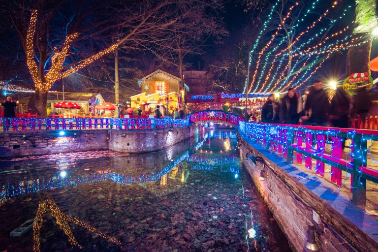 dreamstime_m_135824544